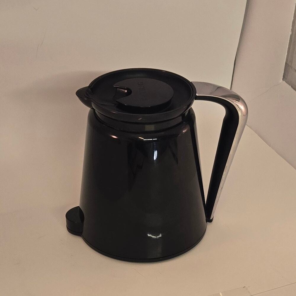 Keurig 2.0 K-cup Carafe Coffee Pitcher Insulated Brewing Pot Black 32 oz - Picture 4 of 8